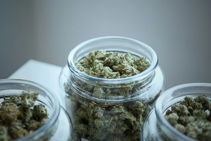 What You Need to Know Before Buying Cannabis Concentrates Online